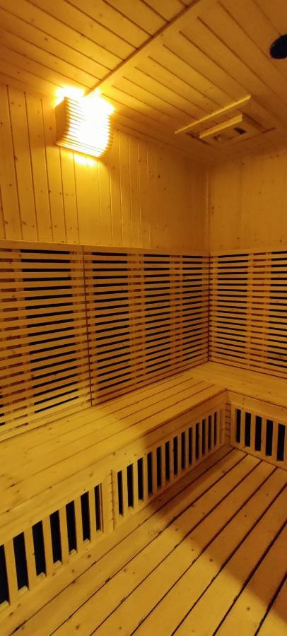 H&w Sunway Onsen Services Tambun S-07-05